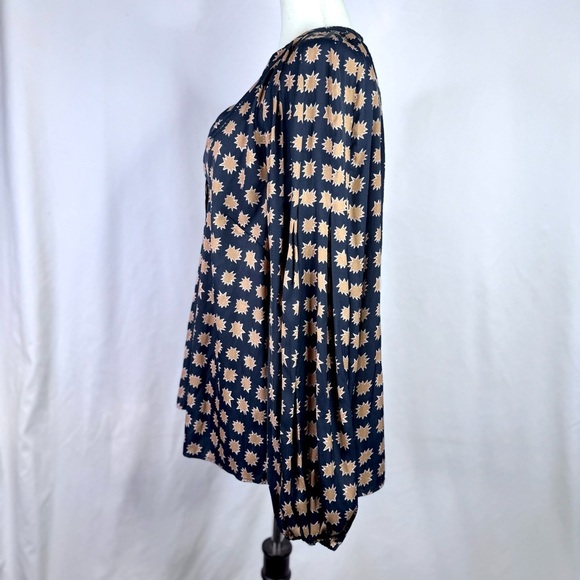 Boden silky blouse navy tan v-neck buttons balloon sleeves elastic cuff 12 - Picture 5 of 11